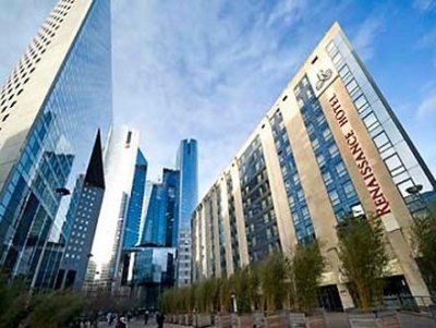 Renaissance Paris la Defense Hotel0