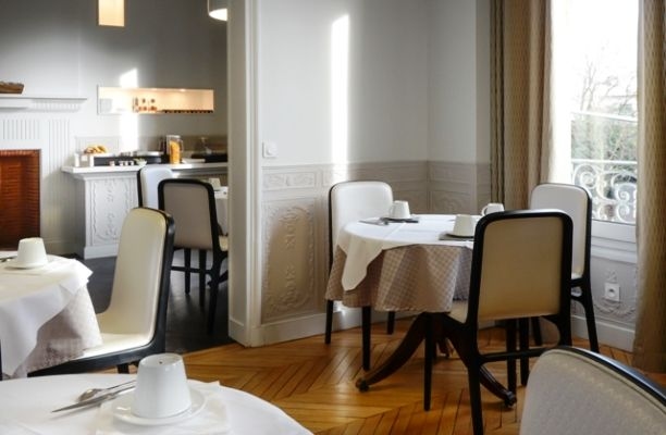 Atrium Suresnes Hotel2