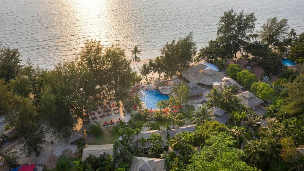 เซ็นทารา เกาะช้าง ทรอปิคานา รีสอร์ต (Centara Koh Chang Tropicana Resort)0