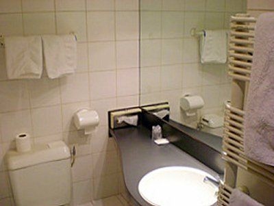 Super Hotel3