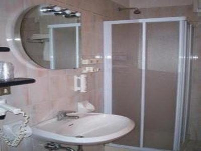 Paradise Hotel Bologna0