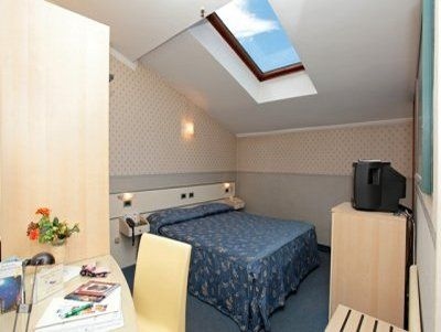 Paradise Hotel Bologna3