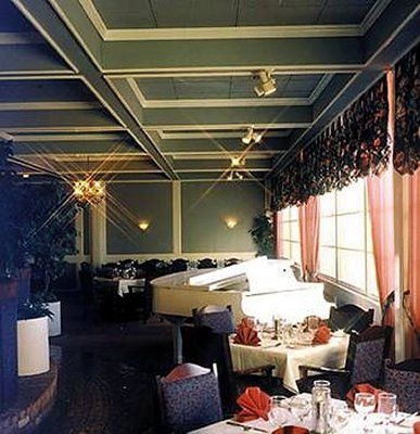 Lethbridge Lodge Hotel2