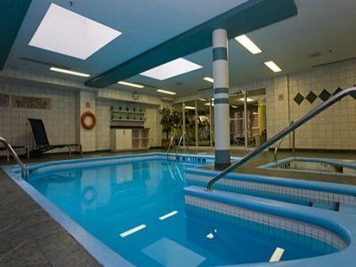 Marriott SpringHill Suites Old Montreal1