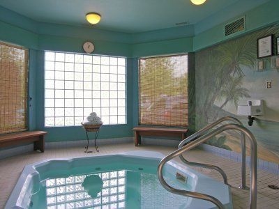 Accent Inn Burnaby1