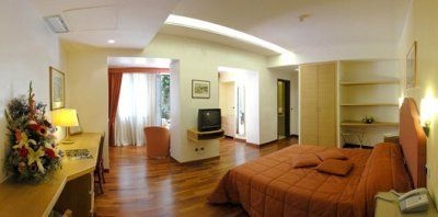 Cecil Hotel Rome3