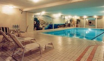 Century Plaza Hotel & Spa1