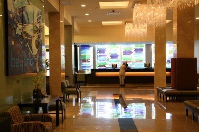Century Plaza Hotel & Spa4