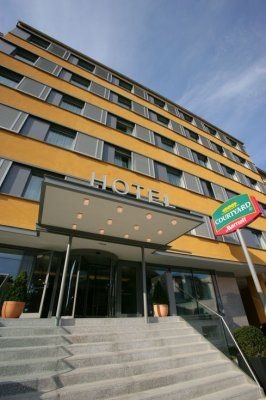 Courtyard by Marriott Schonbrunn1