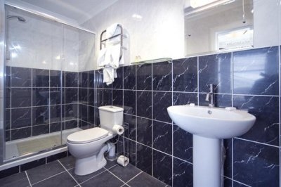 Kings Knoll Hotel4