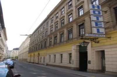 Admiral Hotel0