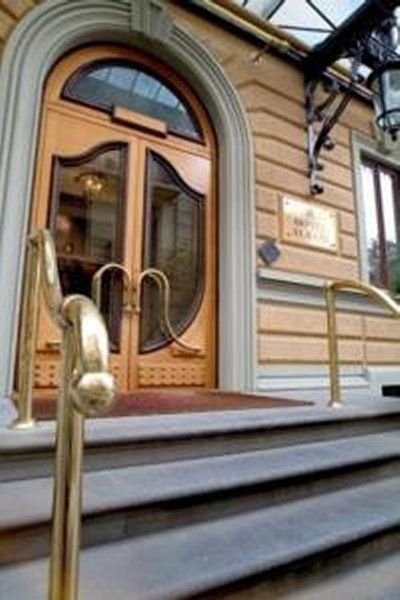 Albani Firenze Hotel0