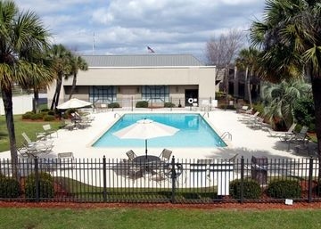CLARION INN & SUITES DOTHAN1