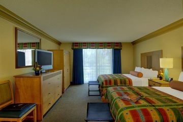 EMBASSY SUITES PHOENIX BILTMOR2