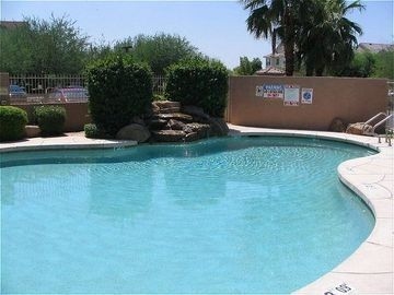 HOLIDAY INN EXPRESS HOTEL & SUITES PHOENIX/CHANDLER (AHWATUKEE)4