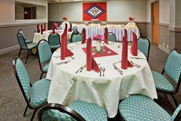 HOLIDAY INN WEST MEMPHIS-I-554