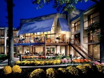โฟร์พอยท์ส บายเชอราตัน ลิตเทิลร็อค มิดทาวน์ (HILTON LITTLE ROCK METRO CENTE)0