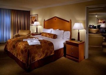 โฟร์พอยท์ส บายเชอราตัน ลิตเทิลร็อค มิดทาวน์ (HILTON LITTLE ROCK METRO CENTE)3