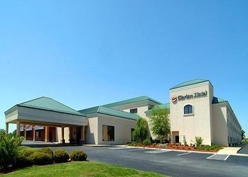 CLARION HOTEL & CONFERENCE CENTER4