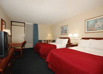 Clarion Hotel Fayetteville1