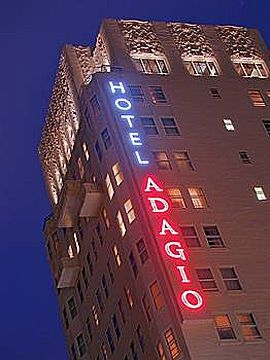 โรงแรมอดาจิโอ ออโตกราฟคอลเลกชั่น (Adagio)1