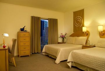 Hotel Metropolis1