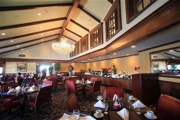CROWNE PLAZA FULLERTON1
