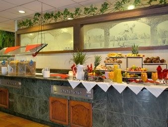 Ramada Inn0