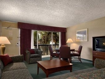RAMADA INN SILICON VALLEY4