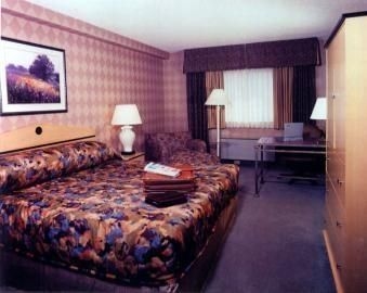 CROWNE PLAZA HOTEL OAKLAND SOUTH-UNION CITY1