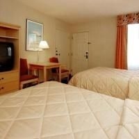 Comfort Inn (Std Queen)3