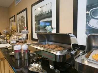 Hampton Inn San Diego-Sea World/Airport Area2