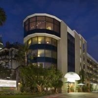 Carousel Inn & Suites2