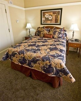 Gaslamp Plaza Suites0