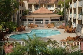 Radisson Suite Hotel Rancho Bernardo3