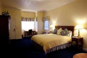 Best Western Elm House Inn1