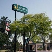 Quality Inn & Suites0