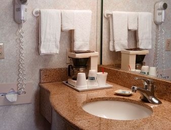 TRAVELODGE CONVENTION CENTER3