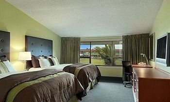 Clarion Inn & Conference Center4