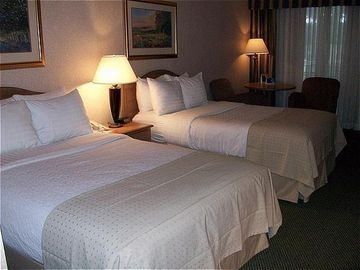 HOLIDAY INN - WEST4