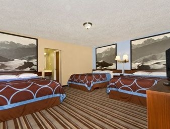 Super 8 Salida1