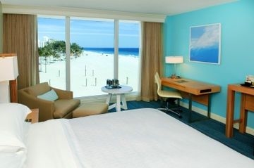 Sheraton Beach Hotel4