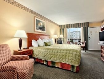 RAMADA DOWNTOWN HOLLYWOOD4