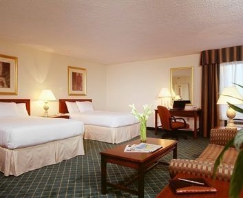 HOLIDAY INN EXPRESS HOTEL & SUITES FT. LAUDERDALE-PLANTATION2