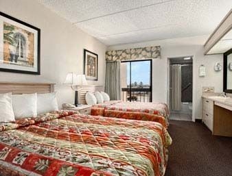Baymont Inn & Suites near Busch Gardens3
