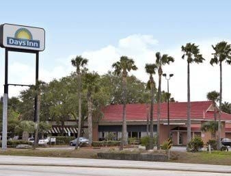 DAYS INN TAMPA AIRPORT STADIUM3