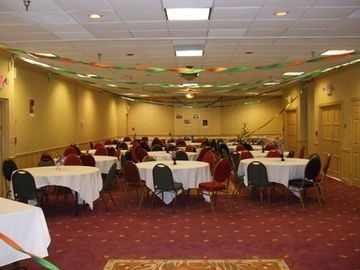HOLIDAY INN HOTEL & SUITES TAMPA NEAR BUSCH GARDENS-USF0