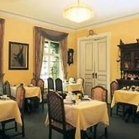 Azalea Hotel4