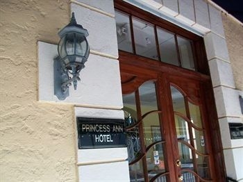 Princess Ann Hotel0