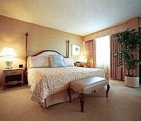 Grand Bay Hotel1
